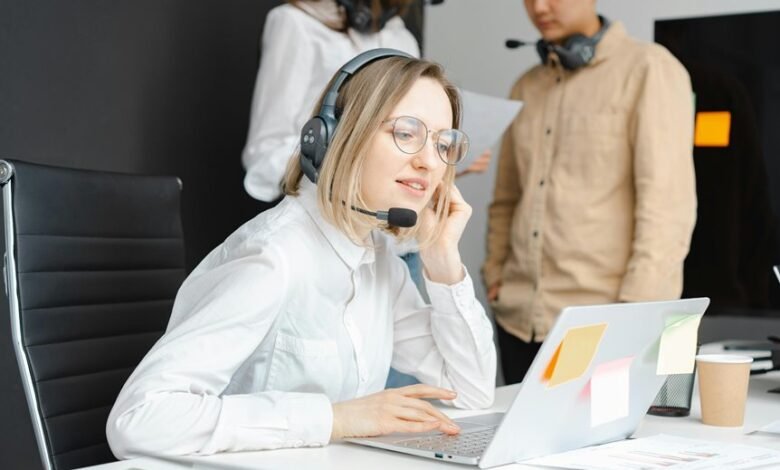 help desk contact number